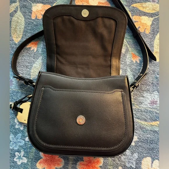 Marc Jacobs Black and Gold Bag Tag - Picture 5 of 7